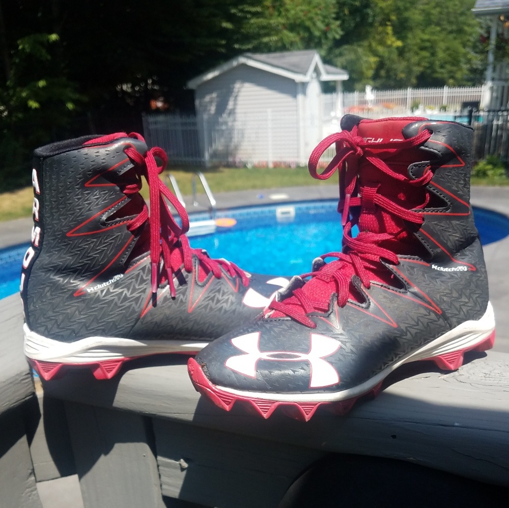 Youth cleats